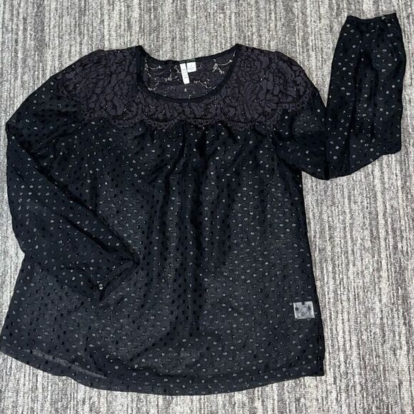 Elle Womens Size Small Pullover Lace Top Blouse Black‎ Long Sleeve Dot Pattern - Picture 1 of 6